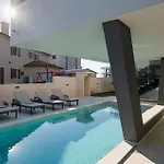 Casa de Férias Stunning In With Sauna *