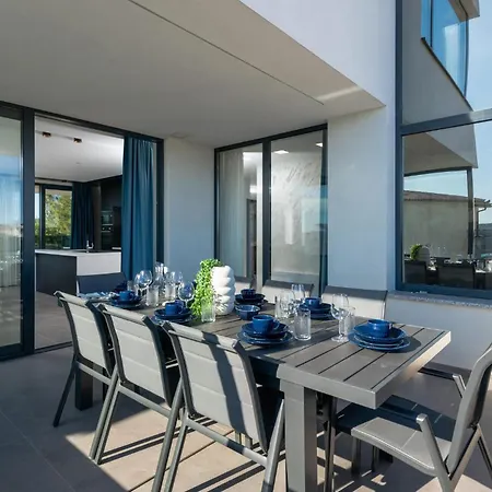 In With Sauna Holiday home Pula