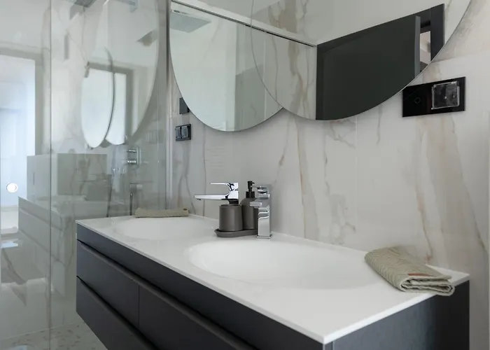 Vikendica In With Sauna