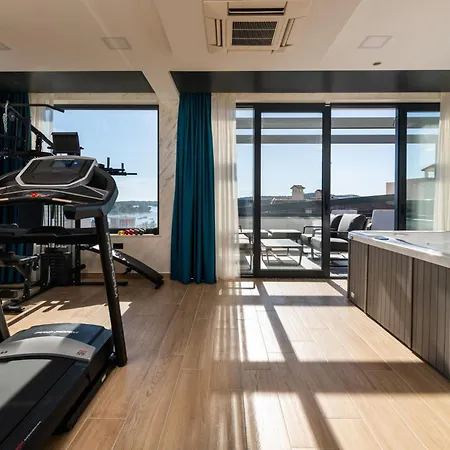 Stunning In With Sauna Semesterbostad Pula